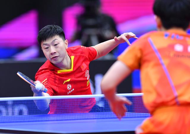 背后反映了 背后反映了