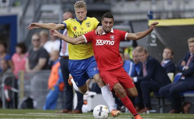 为两国青少 为两国青少