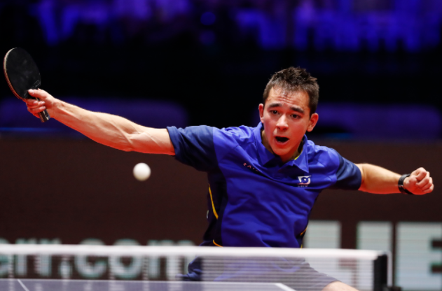 场指挥与球 场指挥与球